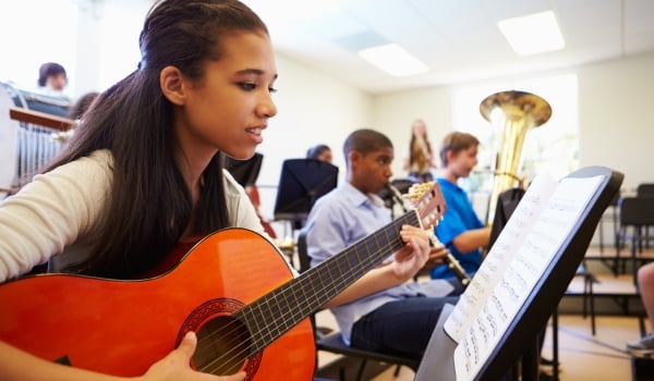 Image of high school students in band